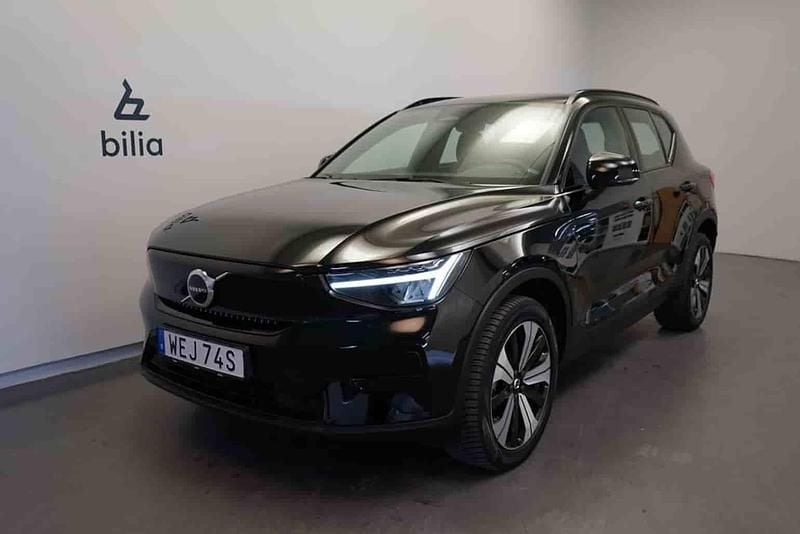 Svart Begagnad 2023 Volvo XC40 Single Motor SUV | 349 500 kr - Bild 1/1