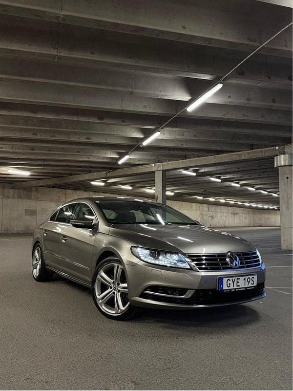 Brun Begagnad 2012 VW CC Sedan | 110 000 kr (Marknadspris) - Bild 1/4