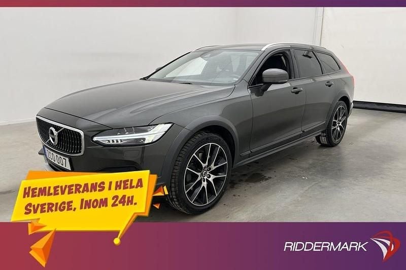 Grå Begagnad 2017 Volvo V90 CC Plus Kombi | 309 800 kr (Marknadspris) - Bild 1/3