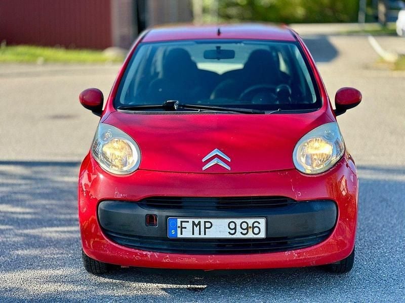 Röd Begagnad 2007 Citroën C1 Halvkombi | 22 000 kr (Marknadspris) - Bild 1/4