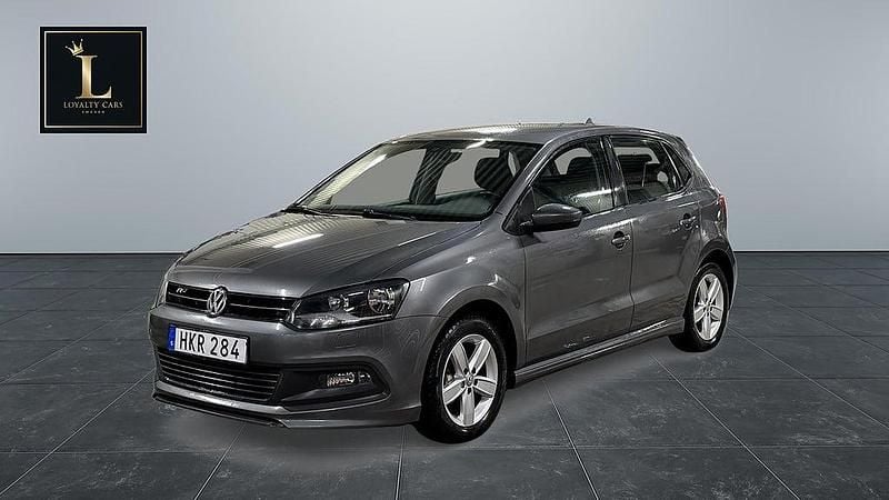 Grå Begagnad 2014 VW Polo R-line Halvkombi | 89 900 kr (Marknadspris) - Bild 1/4