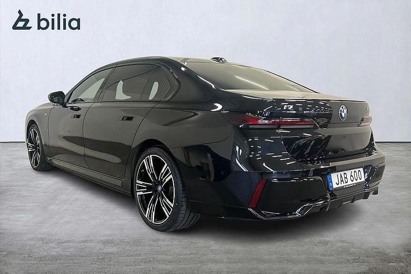 Begagnad BMW i7 Executive 405 kW (551 HK) 2022 Svart Sedan