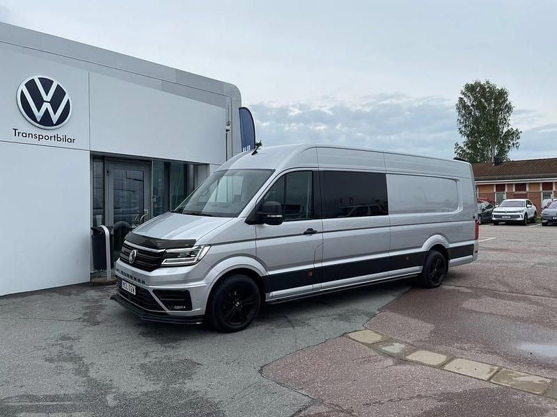Silver (reflexsilver metallic) Begagnad 2022 VW Crafter Van | 979 000 kr - Bild 1/4