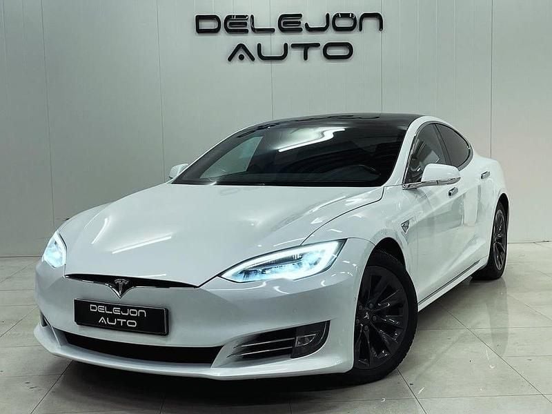 Begagnad Tesla Model S Long Range AWD 311 kW (423 HK) 2019 Vit Halvkombi