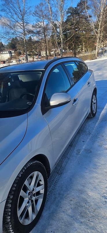 Begagnad Volvo V60 152 HK (111 kW) 2016 Kombi