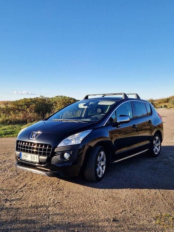 Svart Begagnad 2010 Peugeot 3008 Kombi | 30 000 kr (Marknadspris) - Bild 1/4