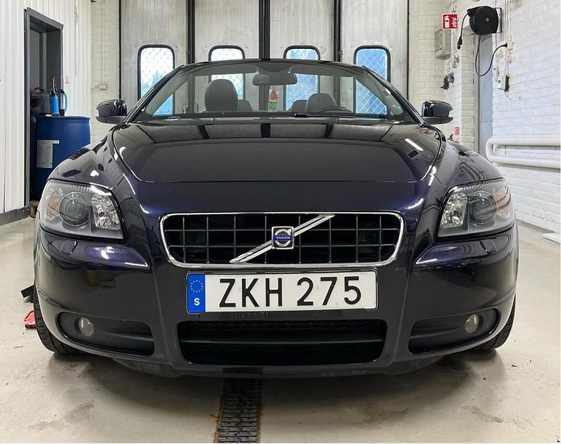 Blå Begagnad 2008 Volvo C70 Summum Cab | 85 000 kr (Dyr) - Bild 1/4