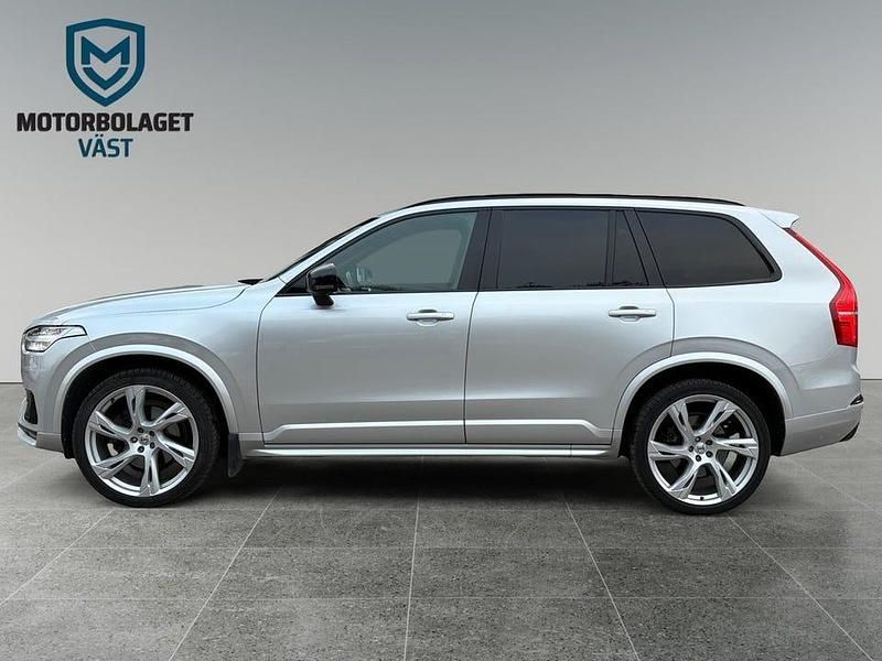 Begagnad Volvo XC90 R-Design 235 HK (172 kW) 2020 Silver SUV