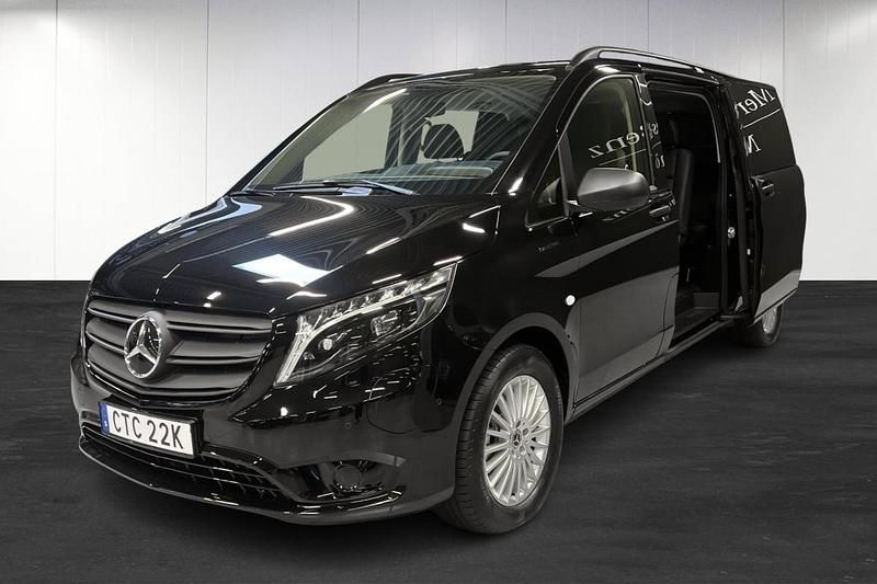 Begagnad 2023 Mercedes e-Vito Minibuss | 499 900 kr - Bild 1/4