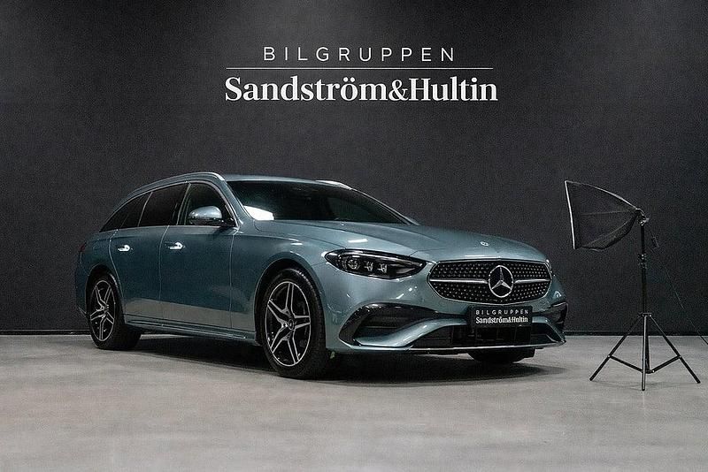 Begagnad Mercedes E300 AMG Line Premium 204 HK (150 kW) 2023 Grön Kombi