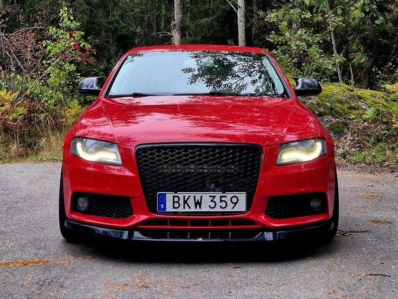 Röd Begagnad 2009 Audi A4 Design Sedan | 70 000 kr (Lite dyr) - Bild 1/4