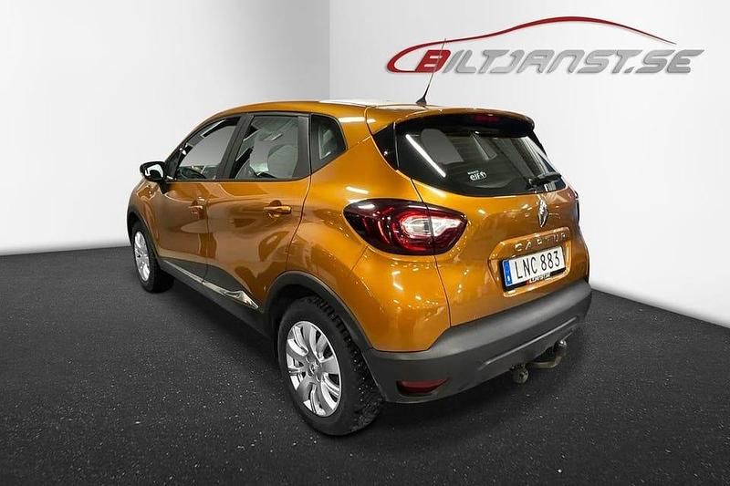 Begagnad Renault Captur 91 HK (66 kW) 2019 SUV