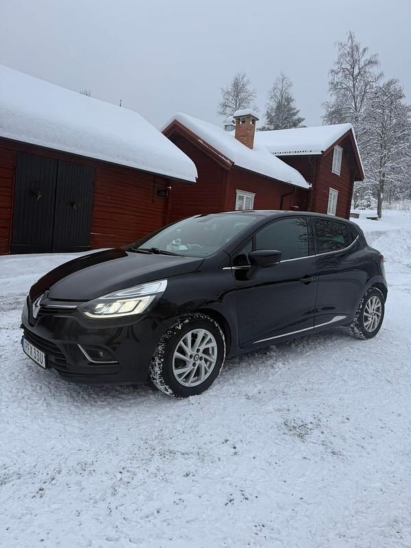 Begagnad Renault Clio IV 90 HK (66 kW) 2019