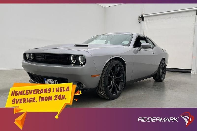 Silver Begagnad 2018 Dodge Challenger Sportkupé | 318 900 kr (Marknadspris) - Bild 1/3