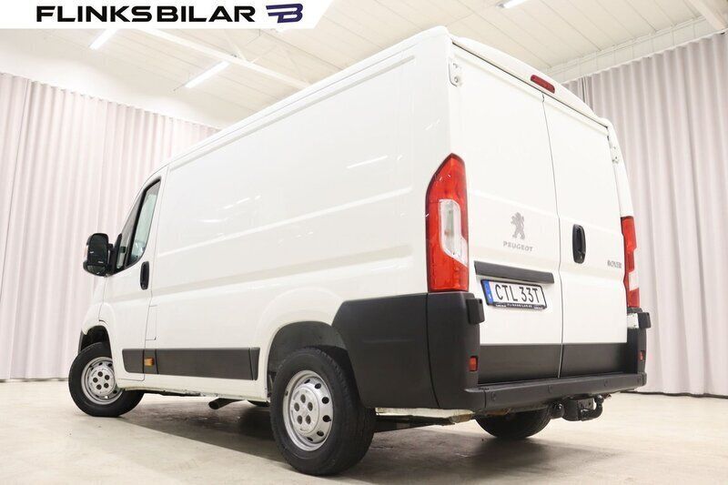 Vit Begagnad 2020 Peugeot Boxer Van | 179 900 kr (Bra pris) - Bild 1/4