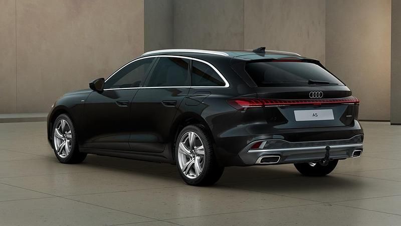 Ny Audi A5 Design 2025 Svart Kombi