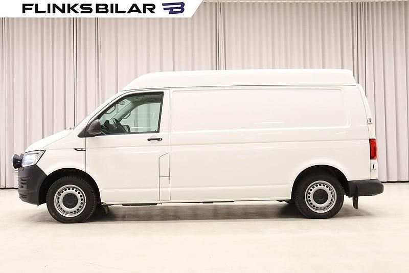 Vit Begagnad 2019 VW Transporter Van | 278 750 kr (Bra pris) - Bild 1/4