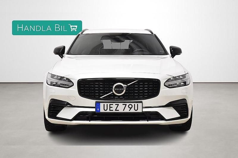 Begagnad Volvo V90 R-Design 253 HK (186 kW) 2021 Vit Kombi