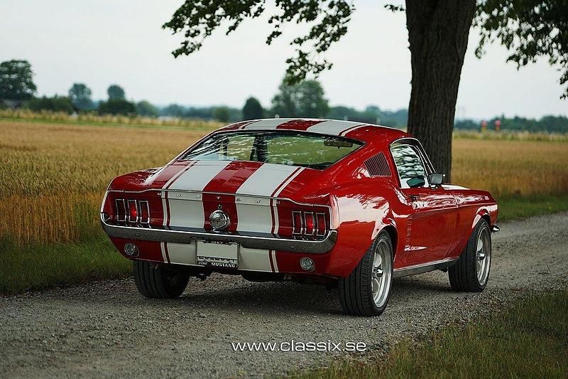 Begagnad 1967 Ford Mustang Fastback | 670 000 kr - Bild 1/4