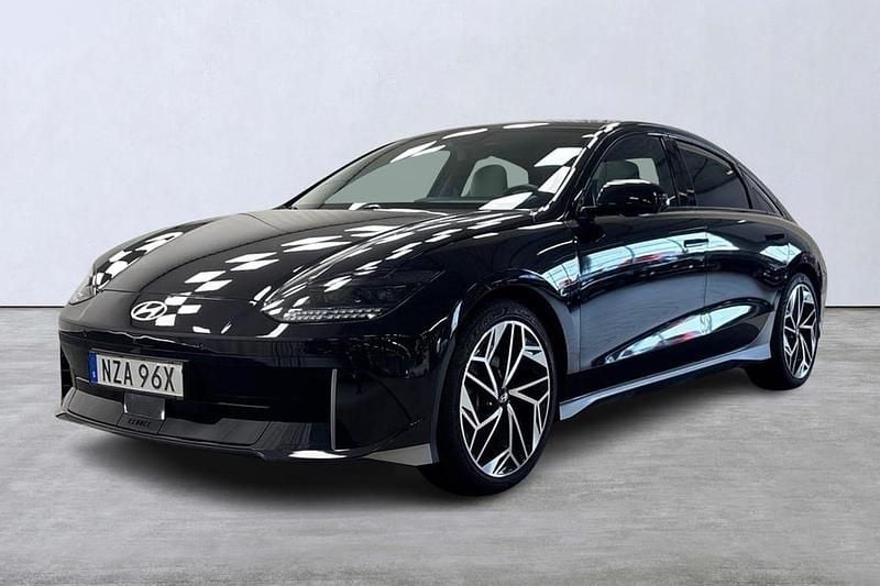 Blå Begagnad 2023 Hyundai Ioniq 6 Advanced Sedan | 409 900 kr - Bild 1/4