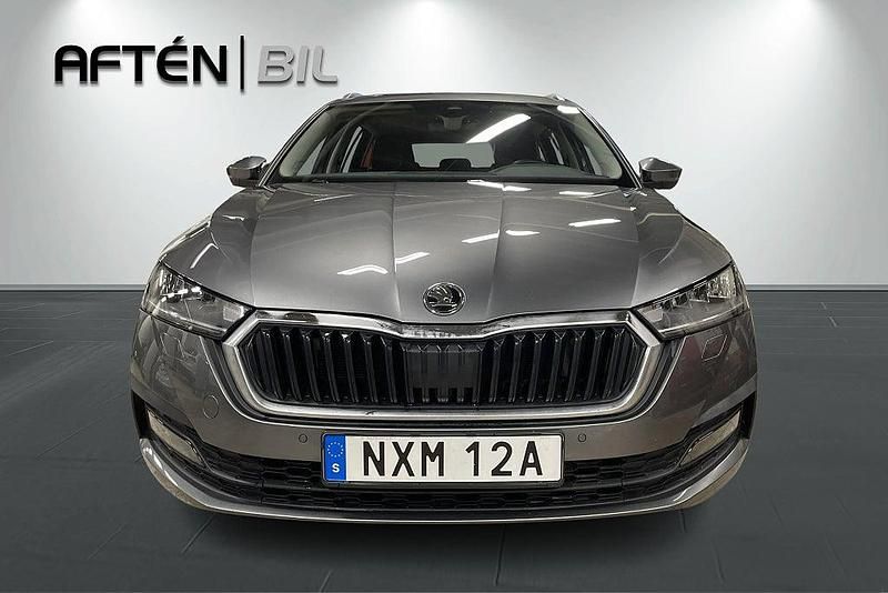 Begagnad Skoda Octavia 110 HK (80 kW) 2023 Grå Kombi