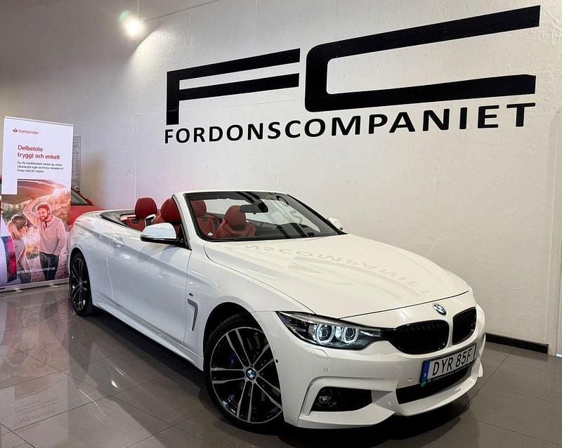 Vit Begagnad 2020 BMW 440 M Sport Cab | 419 900 kr - Bild 1/4