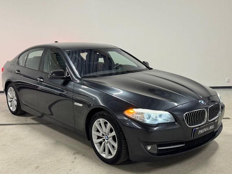 Begagnad BMW 525 204 HK (150 kW) 2010 Mörkgrå Sedan