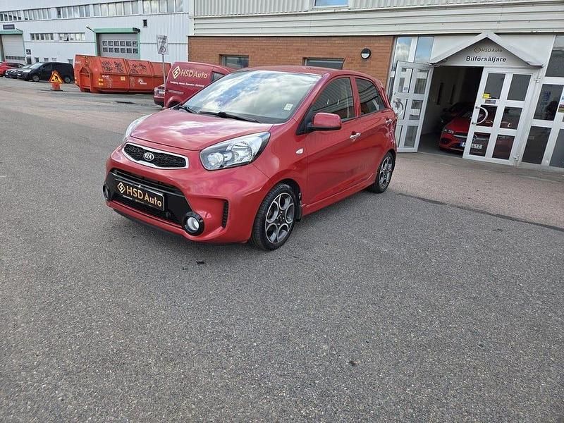 Röd Begagnad 2016 Kia Picanto Halvkombi | 79 900 kr (Dyr) - Bild 1/4