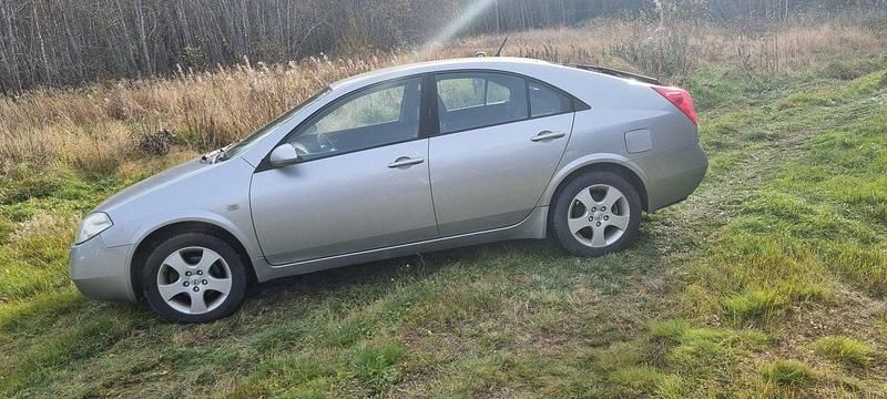 Silver Begagnad 2004 Nissan Primera Halvkombi | 17 500 kr (Marknadspris) - Bild 1/4