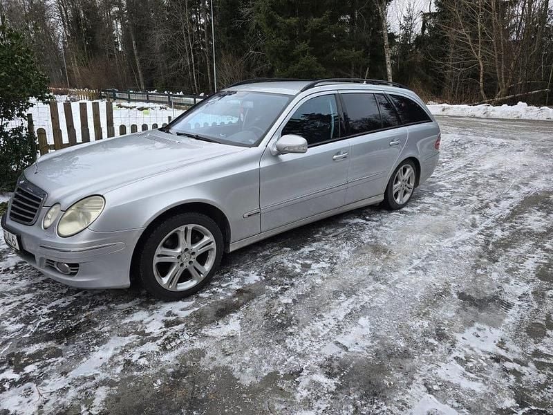 Begagnad 2007 Mercedes E200 | 69 900 kr (Marknadspris) - Bild 1/4