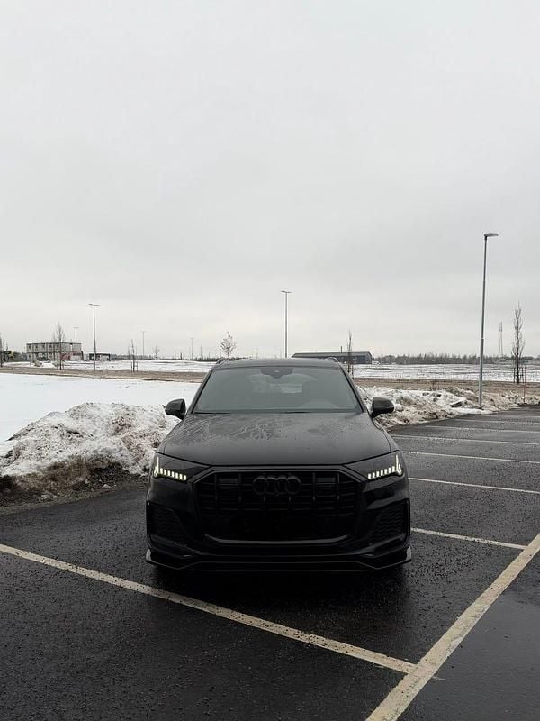 Begagnad Audi Q7 S-Line 286 HK (210 kW) 2020 Silver metallic SUV