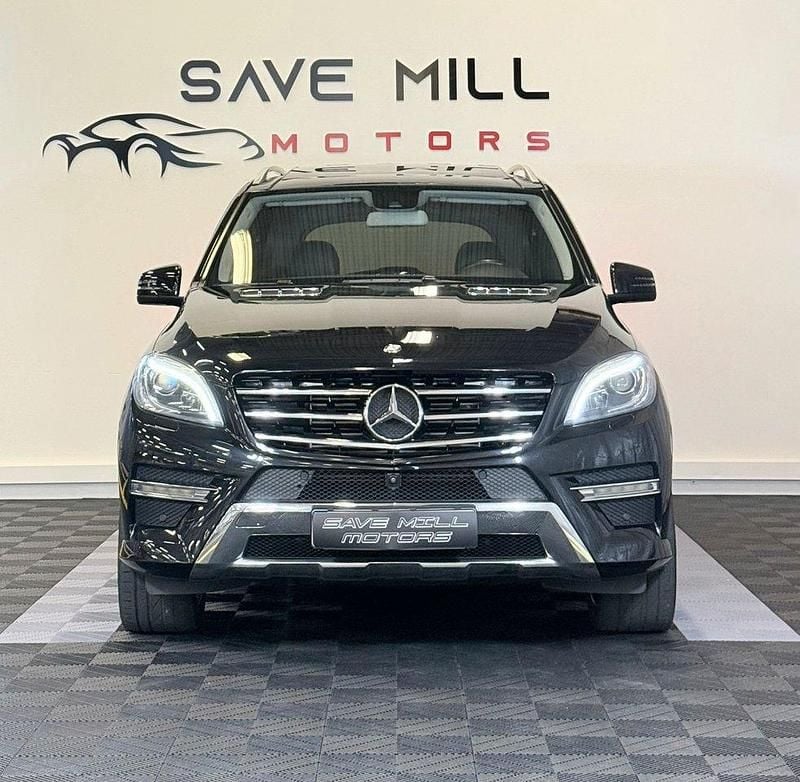 Svart Begagnad 2015 Mercedes ML350 AMG SUV | 259 900 kr (Dyr) - Bild 1/4