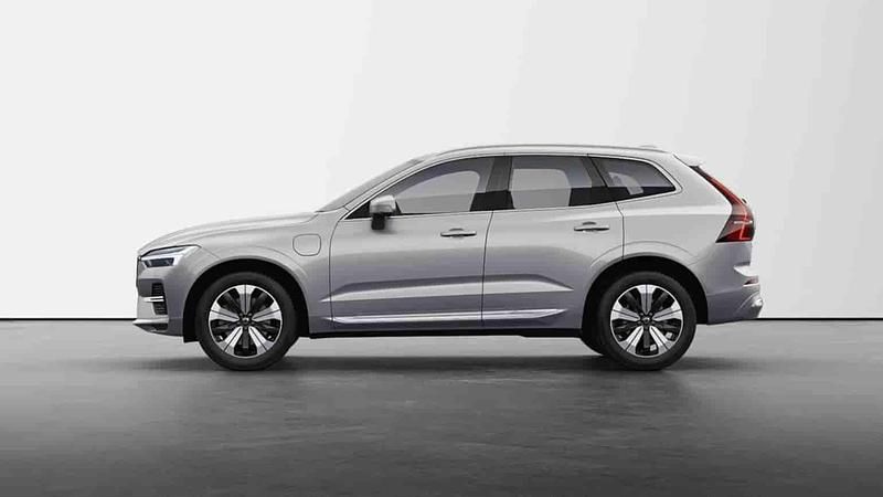 Vit Ny 2024 Volvo XC60 Core SUV | 584 900 kr (Lite dyr) - Bild 1/1
