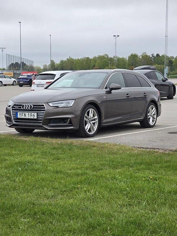 Brun Begagnad 2017 Audi A4 S-Line Kombi | 240 000 kr (Lite dyr) - Bild 1/4