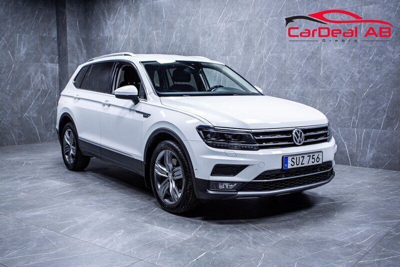 Vit Begagnad 2017 VW Tiguan Allspace GT SUV | 239 800 kr (Marknadspris) - Bild 1/4