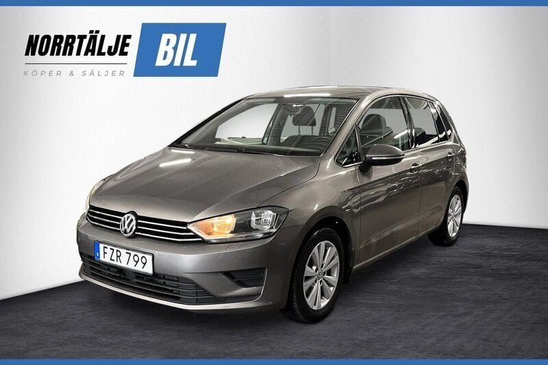 Grå Begagnad 2015 VW Golf VII Halvkombi | 119 900 kr (Marknadspris) - Bild 1/3