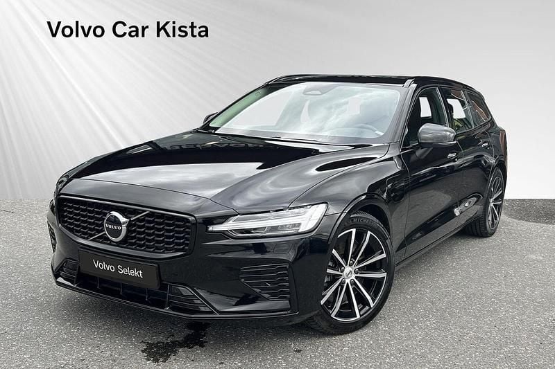 Svart Begagnad 2024 Volvo V60 Plus Kombi | 499 900 kr - Bild 1/3