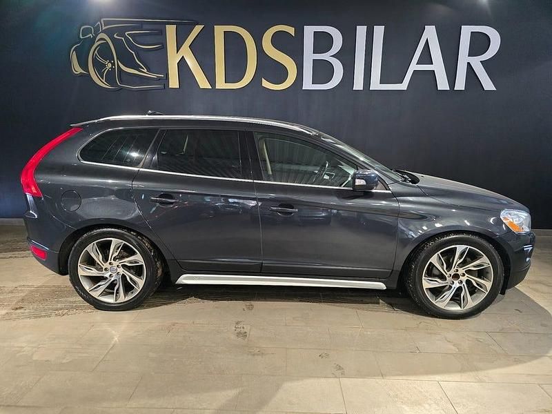 Begagnad Volvo XC60 Summum 185 HK (136 kW) 2009 Grå SUV