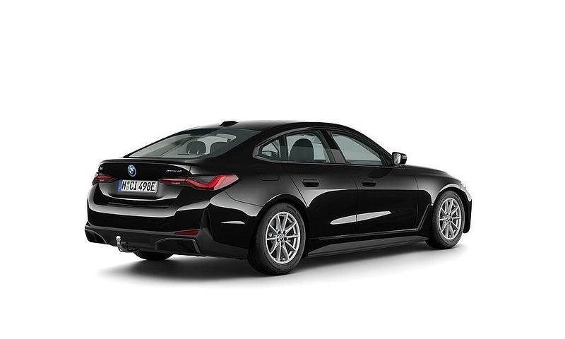 Begagnad BMW i4 Shadowline 295 kW (402 HK) 2024 Svart Sedan