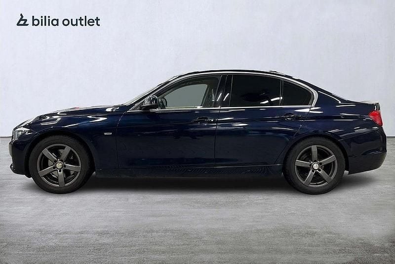 Begagnad BMW 328 245 HK (180 kW) 2013 Blå Sedan