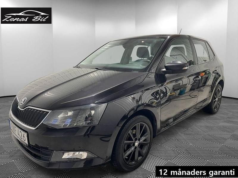 Svart Begagnad 2018 Skoda Fabia Style Halvkombi | 114 900 kr (Marknadspris) - Bild 1/4