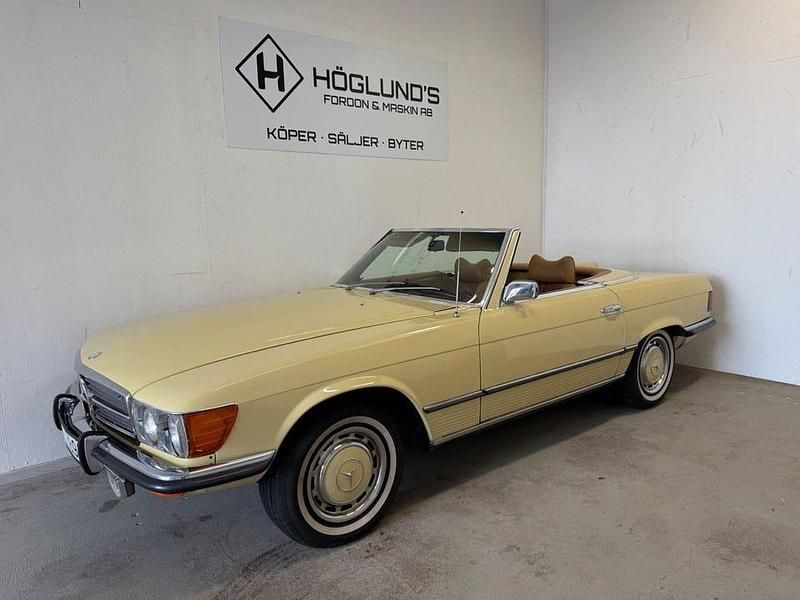 Gul Begagnad 1973 Mercedes SL450 Cab | 179 900 kr - Bild 1/4