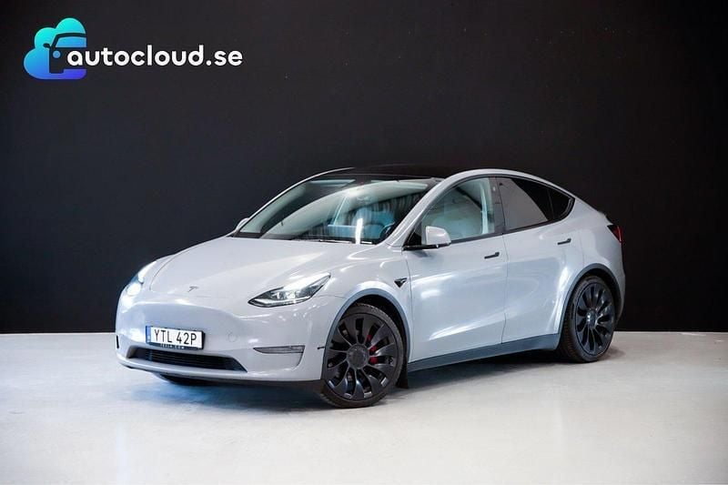 Svart Begagnad 2022 Tesla Model Y Performance SUV | 399 800 kr (Bra pris) - Bild 1/4
