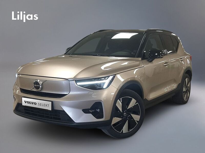 Ljusgrå (grå) Begagnad 2024 Volvo XC40 Plus SUV | 469 000 kr (Bra pris) - Bild 1/2