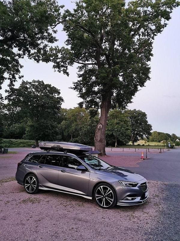 Grå Begagnad 2018 Opel Insignia OPC Kombi | 169 000 kr (Lite dyr) - Bild 1/4