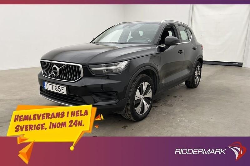 Svart Begagnad 2022 Volvo XC40 Inscription SUV | 308 900 kr (Marknadspris) - Bild 1/3