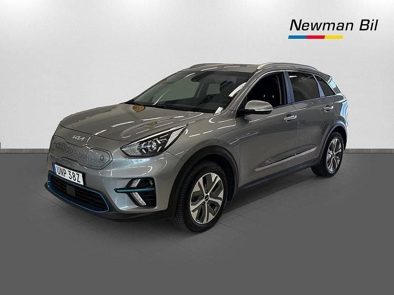 Grå Begagnad 2022 Kia e-Niro Advance SUV | 235 900 kr (Superpris) - Bild 1/4