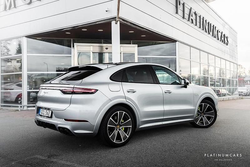 Begagnad Porsche Cayenne 340 HK (250 kW) 2020 Silver SUV