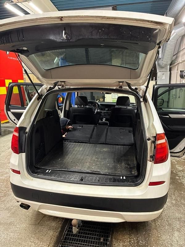 Begagnad BMW X3 184 HK (135 kW) 2012 SUV