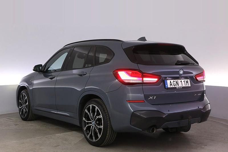 Begagnad BMW X1 M Sport 220 HK (161 kW) 2022 Mörkgrå SUV